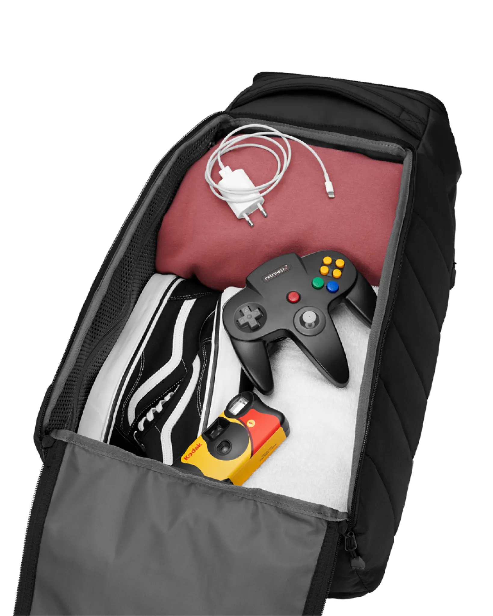 D_b_  Hugger 1st Generation Backpack 30L