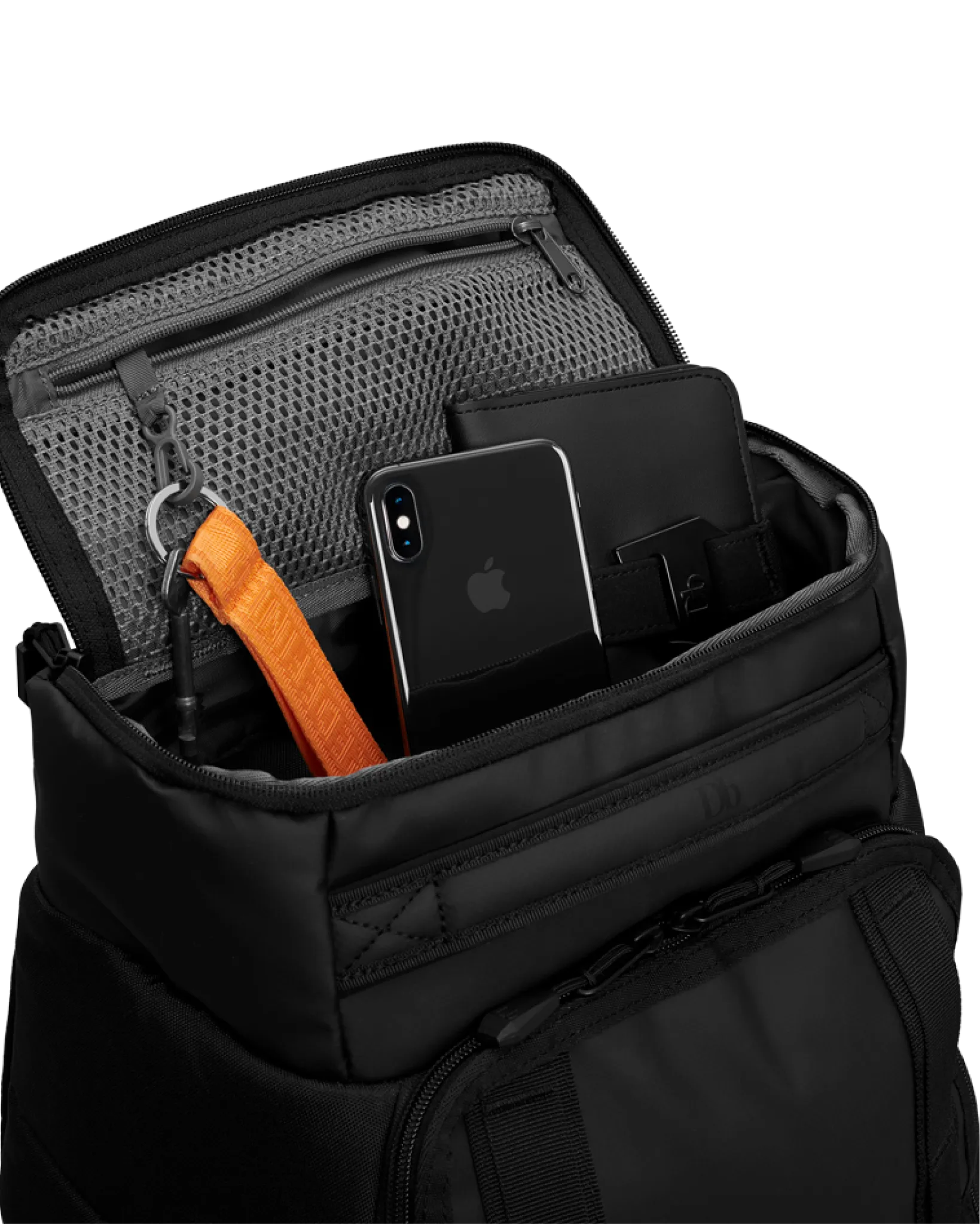 D_b_  Hugger 1st Generation Backpack 30L
