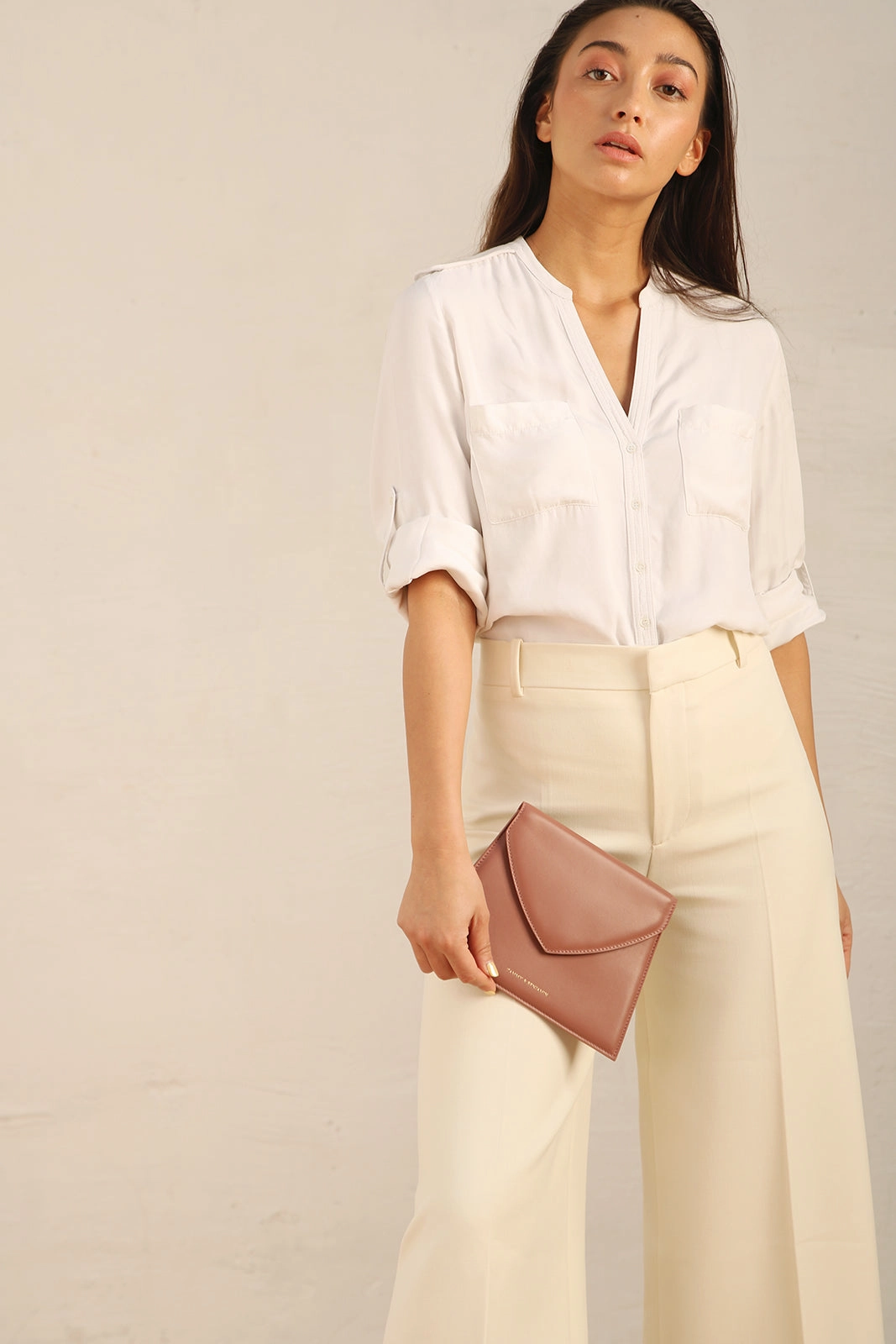 GABRIELLE POUCH - SMOKED PINK