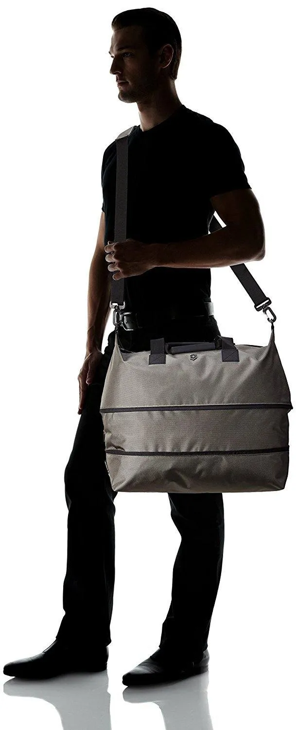 Victorinox Werks Traveler 5.0 Weekender Carry-All Tote